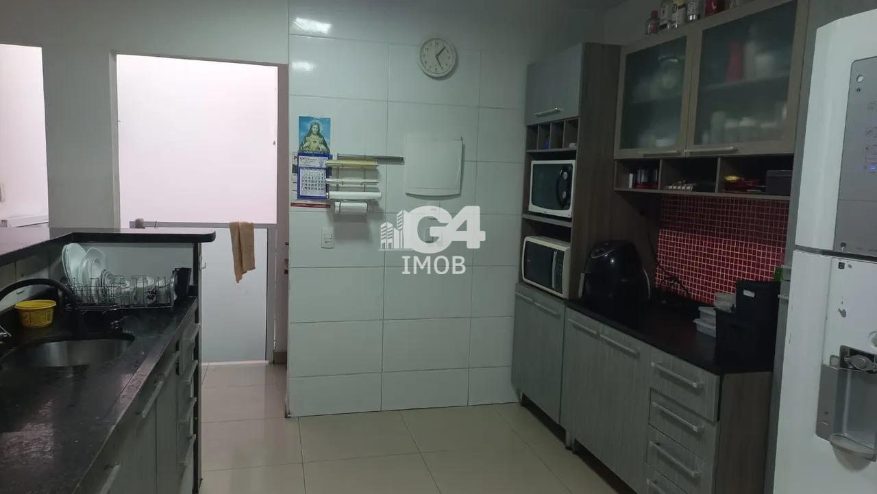 Casa, 4 quartos, 200 m² - Foto 6