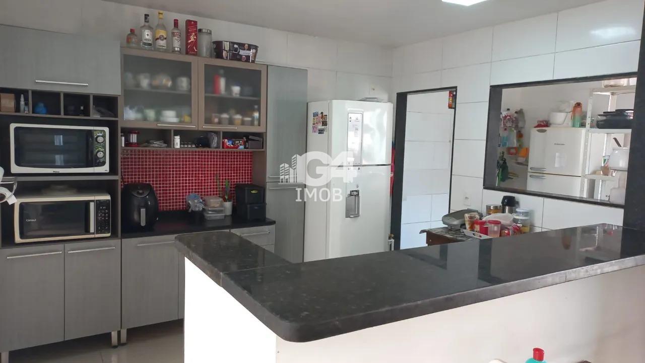 Casa, 4 quartos, 200 m² - Foto 8
